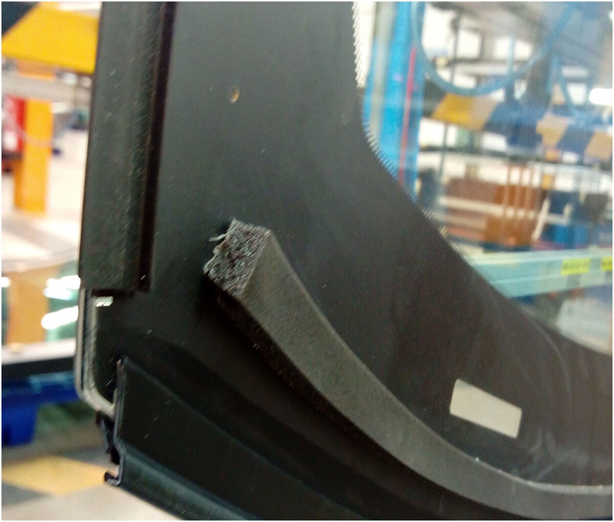 Assembly of adhesive profiles